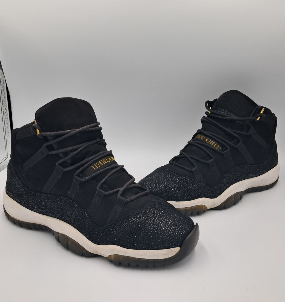 Size 9 - Jordan 11 Retro Heiress Black Stingray (GS) - 852625-030 - RETAIL $335